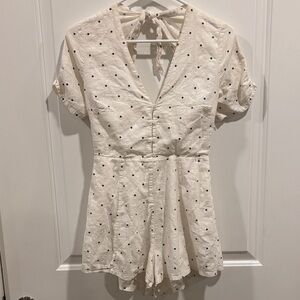 vestique Cream Polka Dot Short Sleeve Romper